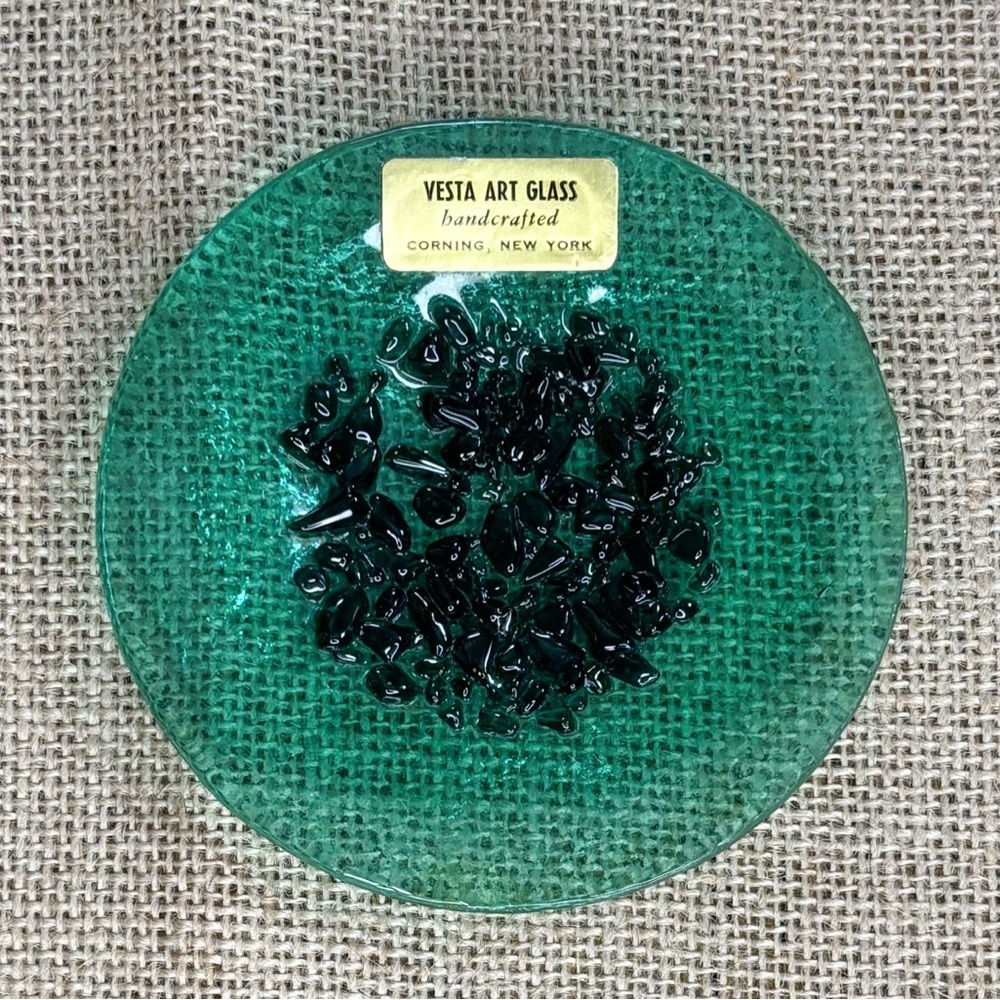 Vesta Art Glass Green Textured Mini Decorative Plate Trinket Dish Goblin Core